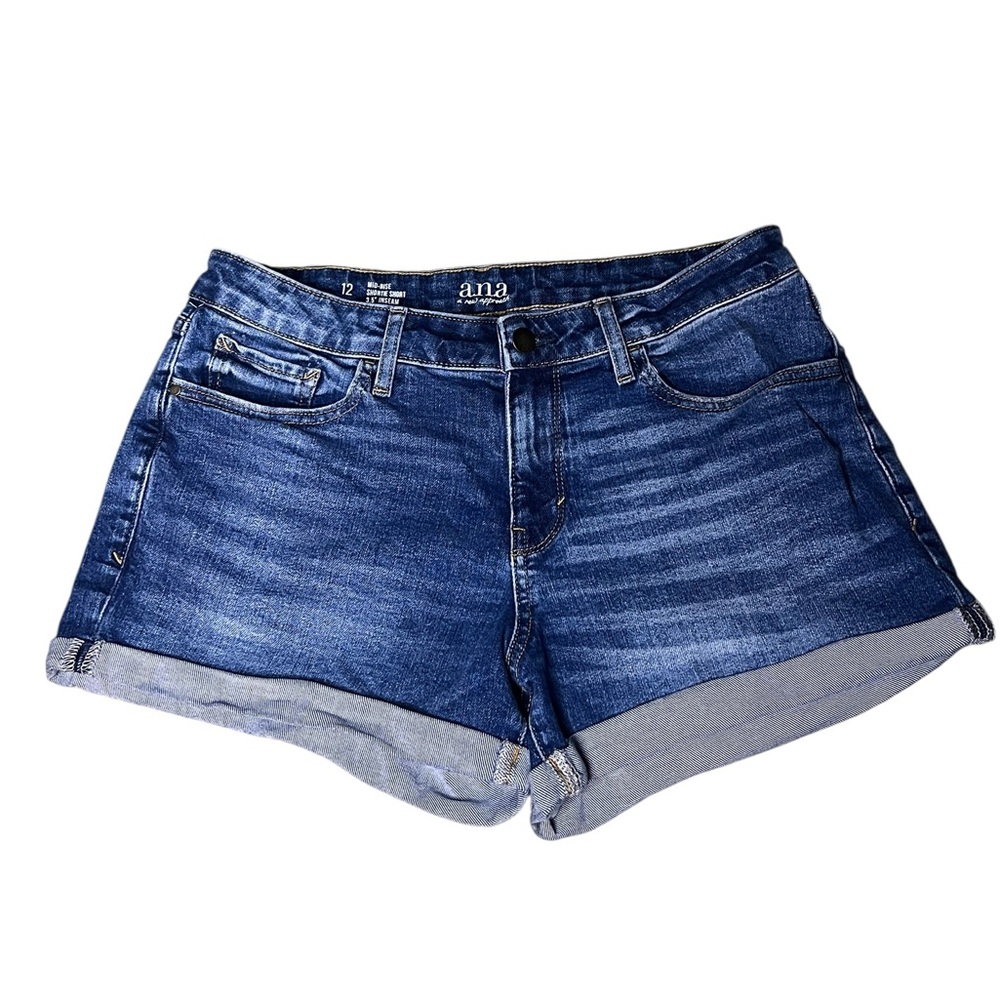 a.n.a Women's Classic Blue Jean Shorts